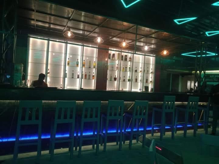 Hotel Grand Surya Kodarma Buitenkant foto