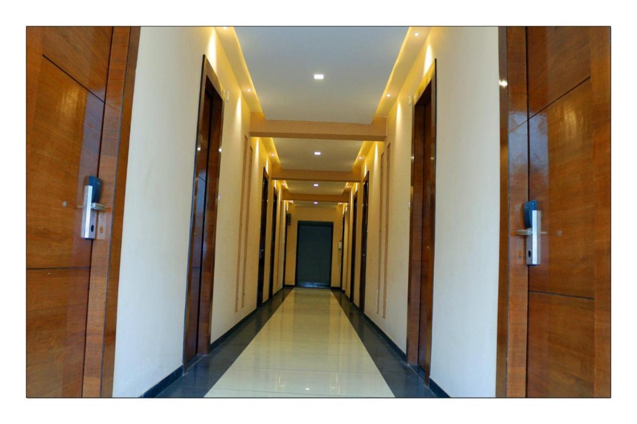 Hotel Grand Surya Kodarma Buitenkant foto